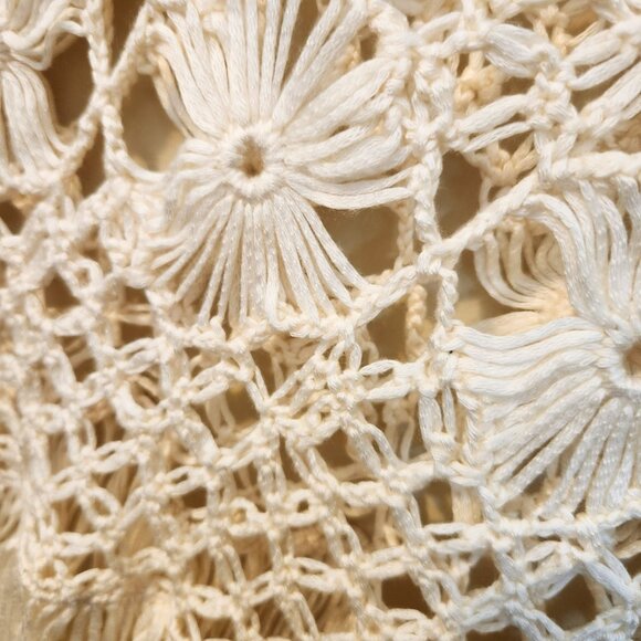 Forever 21 Ivory Boho & Fairycore Crochet Sleeveless Fringe Top | Size S - Picture 4 of 7